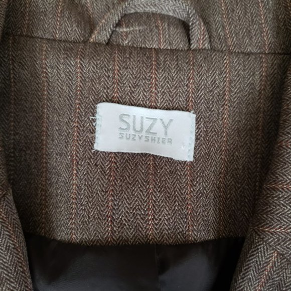 Classic Suzy Shier  Neutral Light Brown Fitted Pinstripe Blazer - Picture 4 of 11